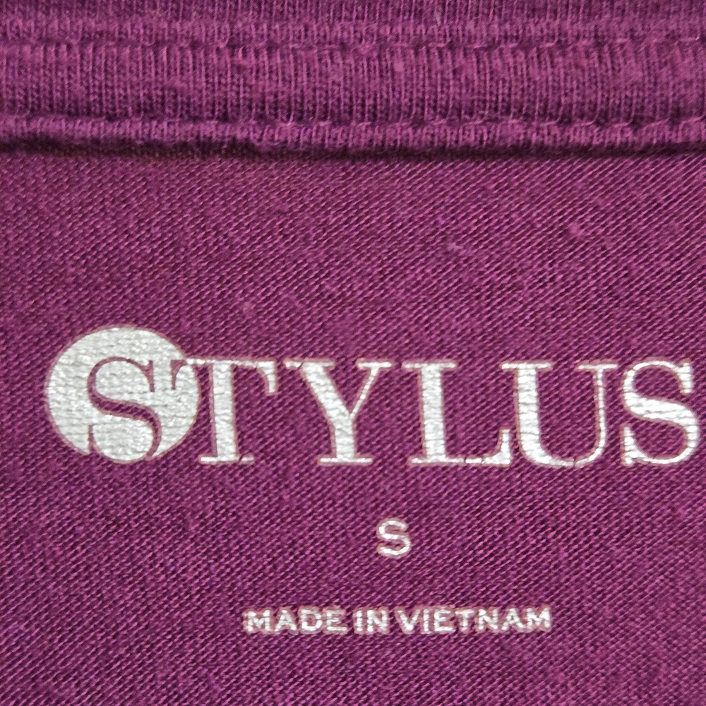 Stylus Women's Long Sleeve T Shirt Size SM Plum‎ Purple Crew Neck Pullover Top - Picture 2 of 2
